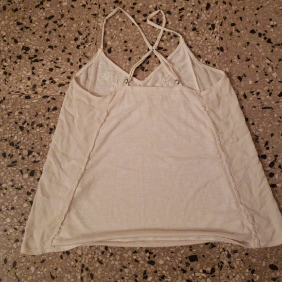 White tank top - Picture 3 of 4